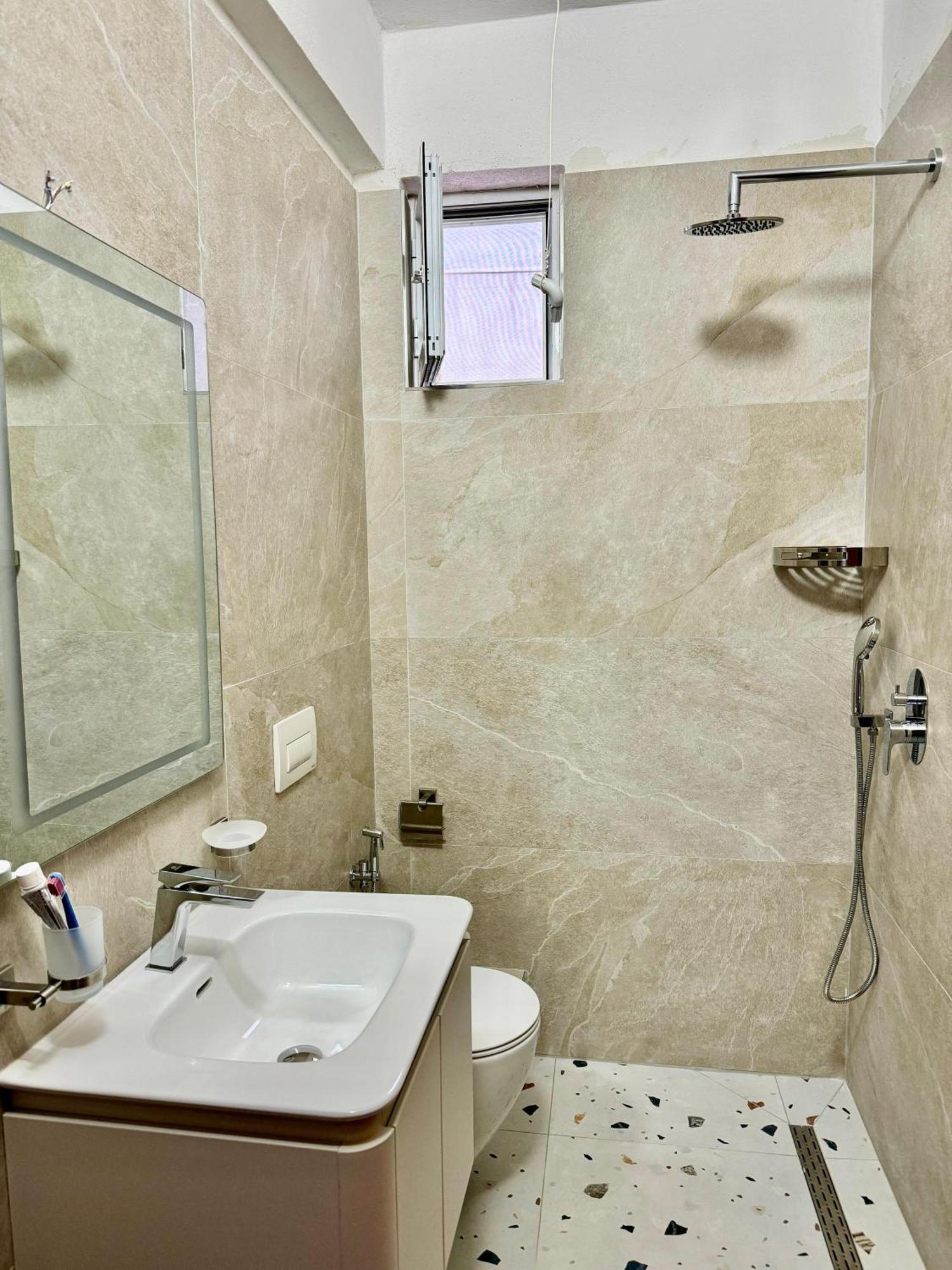 Beachfront Apartment Himare Exterior foto